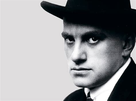 Маяковский и армяне: в окружении «соотечественников» - Mediamax.am