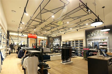Mustang Jeans | Store - unit berlin