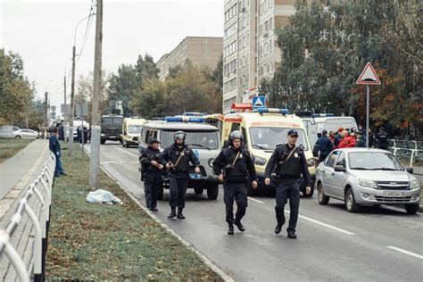 Russie Un homme ouvre le feu dans une école à Ijevsk 15 morts dont