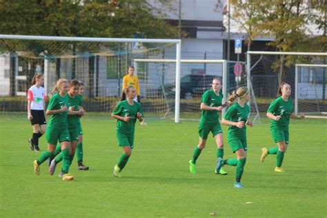 Kantersieg gegen dezimierte Gäste tsv amicitia frauenfussballs Webseite