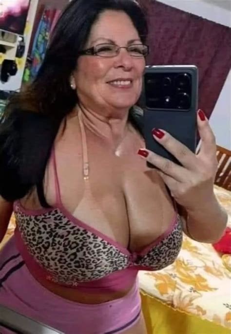 Name Of This Big Boobs Milf 1637781 NameThatPorn