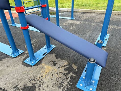 Спортивная воркаут площадка WK-65 с качелями гнездо