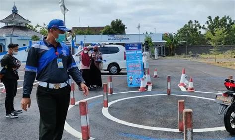 Mulai Hari Ini Ujian Praktik Sim Di Polres Malang Tanpa Lintasan Zig