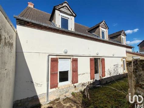 Maisons à rénover avec travaux à vendre Dompierre sur Besbre 03290