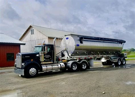 Bulk Feed Trailers Hensley Fabricating And Equipment Inc