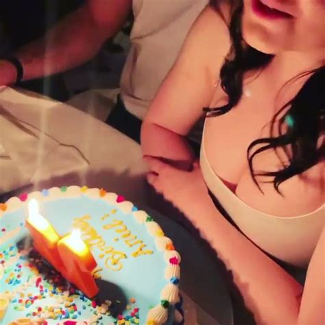 Ariel Winter Cleavage Nude Shirt DrunkenStepFather