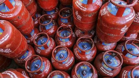 Lpg Cylinder Price Hike Lpg Cylinder Price Increased By Rs From