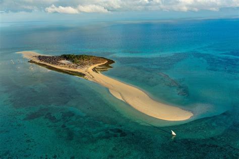 An Appreciation of the Magical Waters of Mozambique | National Geographic