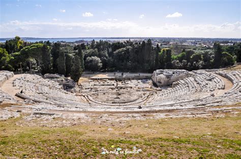 Visitar El Teatro Griego De Siracusa Y El Peque O Pueblo De Acireale