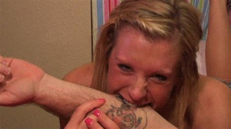 Jessica Bites Quicktime Hardcore Tickling Clips4sale