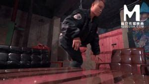 国产麻豆传媒作品 我的性感女老大 免费观看を視聴 Old Fps Asian Porn SpankBang