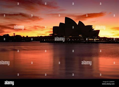 Dawn At Sydney Opera House New South Wales Stock Photo Alamy