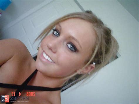 HOMEMADE BITCHES Sabrina ZB Porn