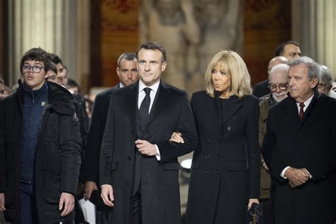 Photo Si elle était tout de noir vêtue pour la panthéonisation de