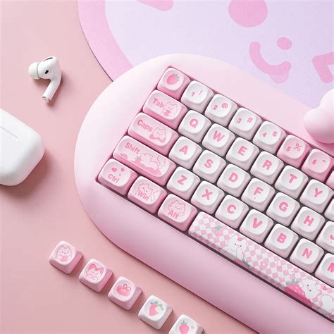Yunzii C Meow Tri Mode Hot Swap Hi Fi Wireless Mechanical Keyboard Milk Switches Pink