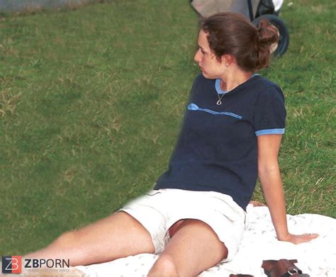 Accidental Bare Pics ZB Porn