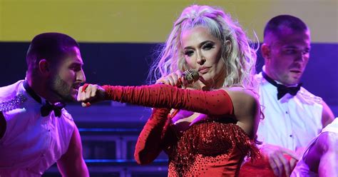 La bande annonce d Erika Jayne Bet It All On Blonde est insultante à bien des égards