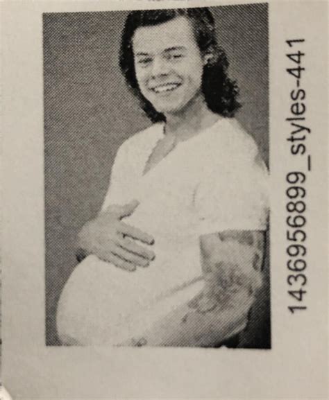 Visibly Pregnant Harry Styles Comes to the U | Harry styles memes ...