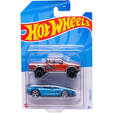 Игровой набор Mattel Hot Wheels FVN40 17 с 2 машинками купить по низкой цене в интернет