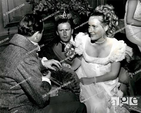 Hot Sexy Olga Romanoff Bikini Pics