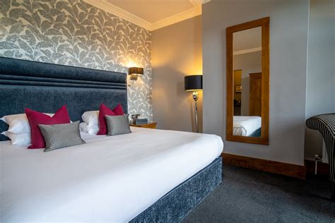 Look Before You Book - Balmer Lawn