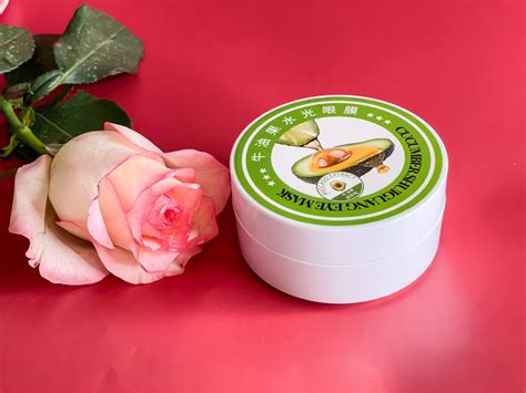 Гидрогелевые патчи для глаз SersanLove Cucumber Shuiguang eye mask с ...