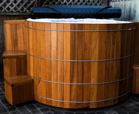 Round Wooden Hot Tubs Berkeley Heat