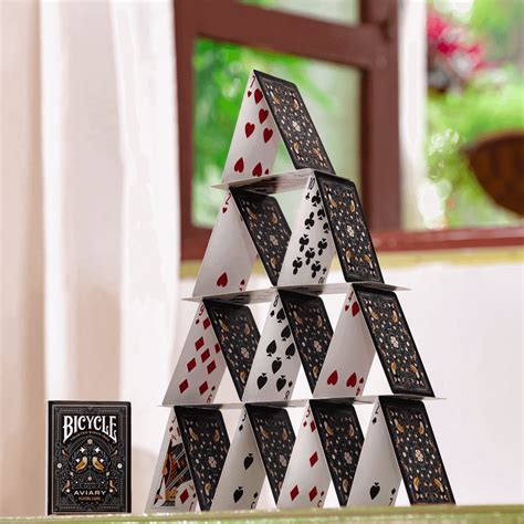 how to play crazy 8s with a deck of cards