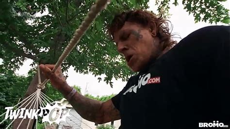 Tall Guy With Huge Cock Bo Sinn Craves For An Ass To Fuck Luckily Charly Willinsky Is Willing