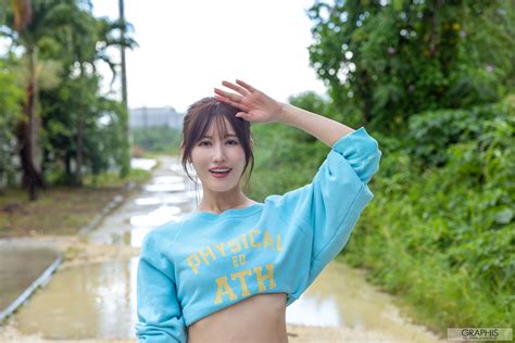 Graphis Gals Riho Fujimori 藤森里穂 Looks hot on you V2PH