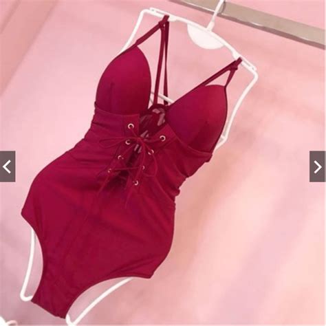 Bạn đang tìm mẫu móc nhựa treo bikini giá sỉ tại HCM Móc nhựa treo quần áo giá sỉ tại tphcm