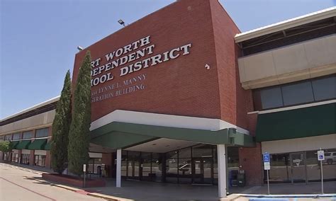 Fort Worth School Libraries Remove More Than 100 Books for Review
