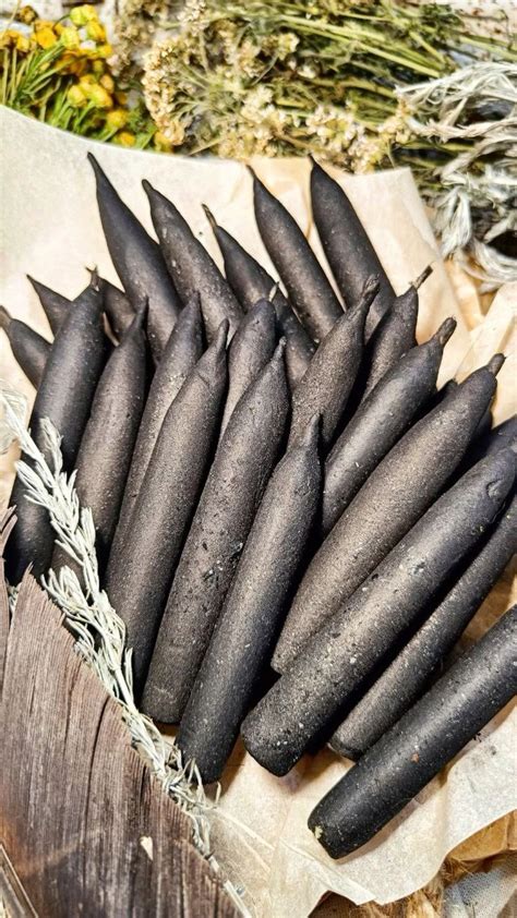 Свечи ручной работы. Катаные свечи с углём очищающие in 2024 | Natural ...