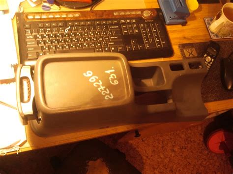 Подлокотник. Начало — Honda HR-V (1G), 1999 года | аксессуары | DRIVE2