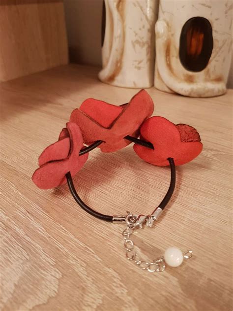 Гривна „Цвете“ – Крокодил.бг