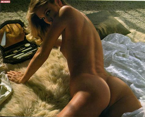 Naked Kirsten Gille Added 12 19 2020 By DragonRex