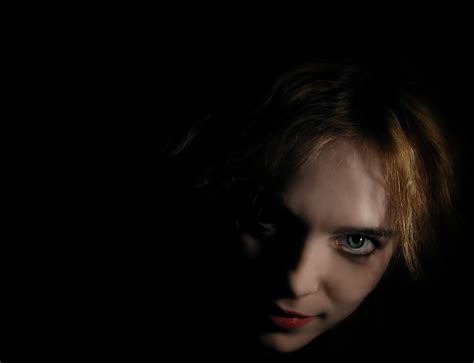 Hidden Scandals Painted in Oils – Jono Borden