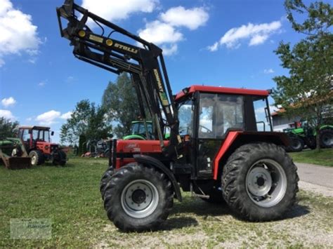 Case IH 840 Tractor - technikboerse.com