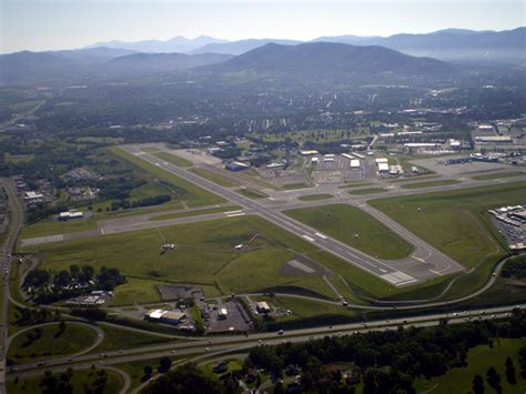 Roanoke Airport Officials Talk Of Extending Runway Over I 581
