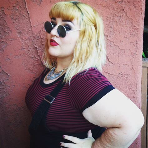 Fuck Yeah Chubby Fashion Chubbyqueerswag Alibuttons Stuffingkit