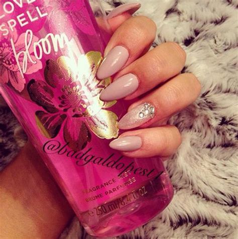 Hot Barbie Summer Fancy Nails Ongles Nails Fragrence