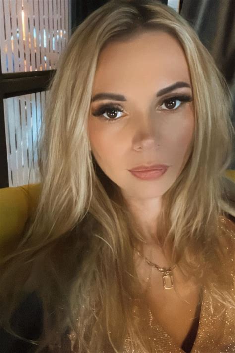 Charming Elena Y O From Tallinn With Blonde Hair ID