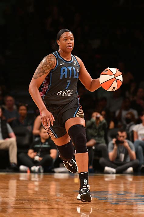 Legends Magazine | Kia Vaughn