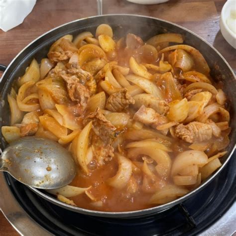 부산 시청 맛집 시골통돼지볶음 줄서서 먹는다는 김치찌개 맛집 네이버 블로그