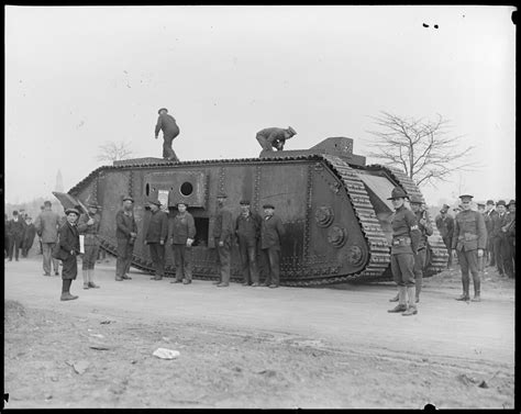 1000+ images about WW1 Tanks on Pinterest | British tanks, British army ...