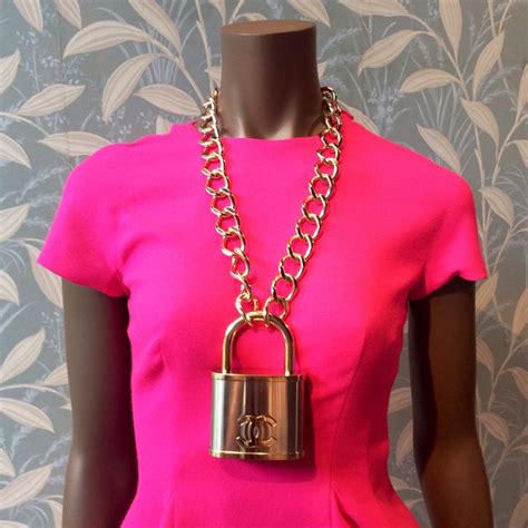 Chanel Lock Chanel Lock Necklace Heavy Gold Lady Dior Bag Lady