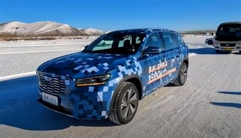 Geely Manjaro будет адаптирована – модель уже испытывают в России