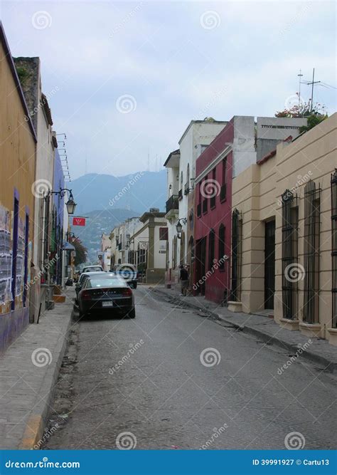 Streets editorial photography. Image of crazy, good, classic - 39991927