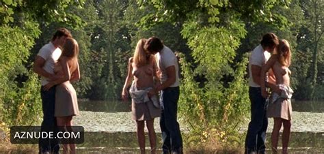 HONEST NUDE SCENES AZNude