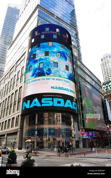 Exterior of nasdaq hi-res stock photography and images - Alamy 